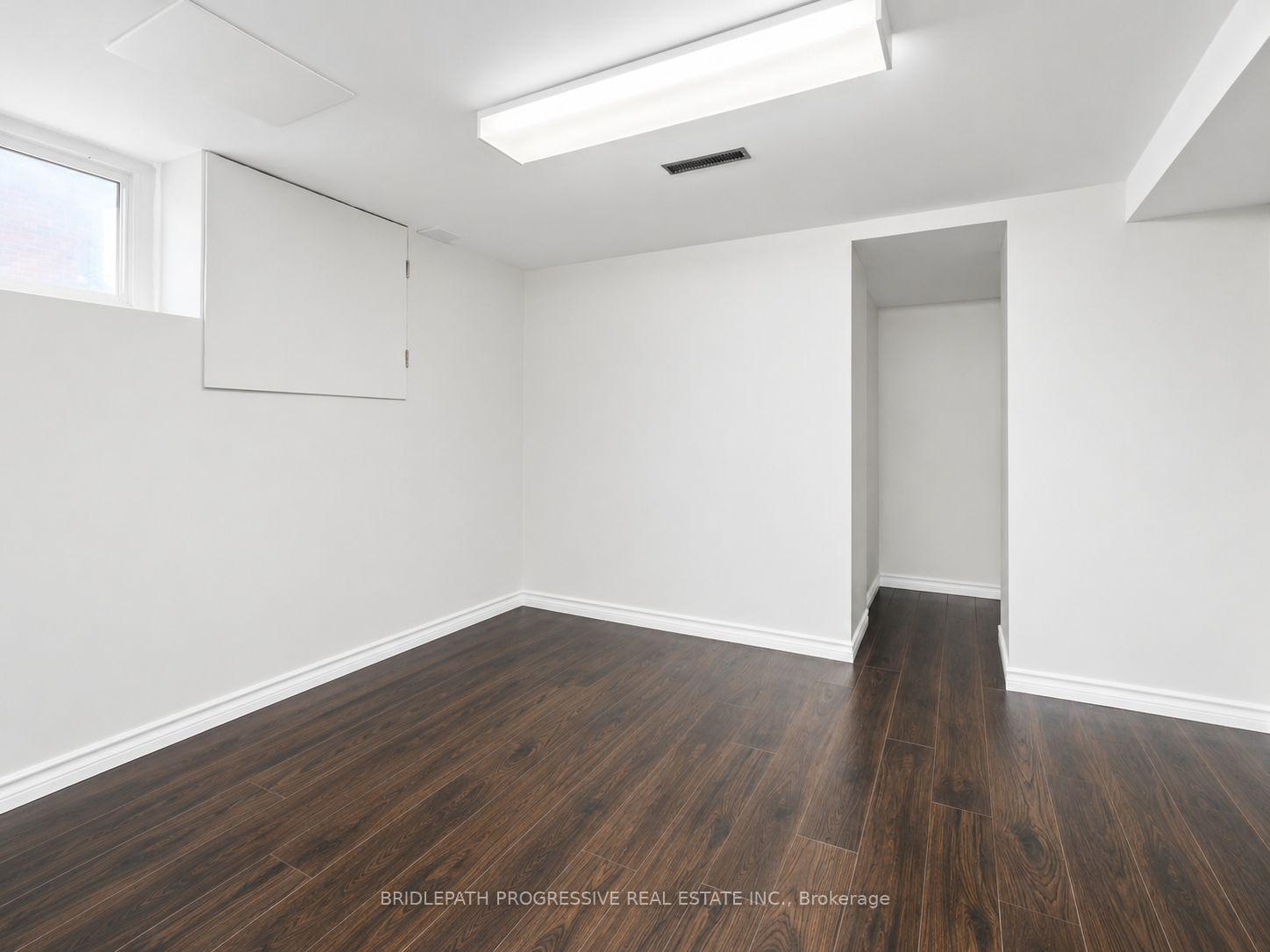 Photo 8 of 621 Wychwood Street, Oshawa, O'Neill — HOMEH
