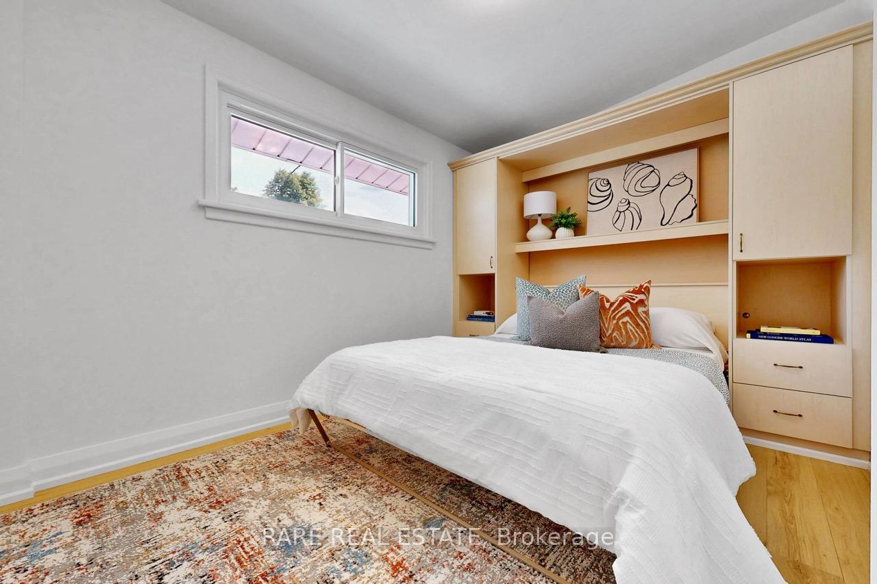 Photo 25 of 192 Three Valleys Drive, North York, Parkwoods-Donalda — HOMEH
