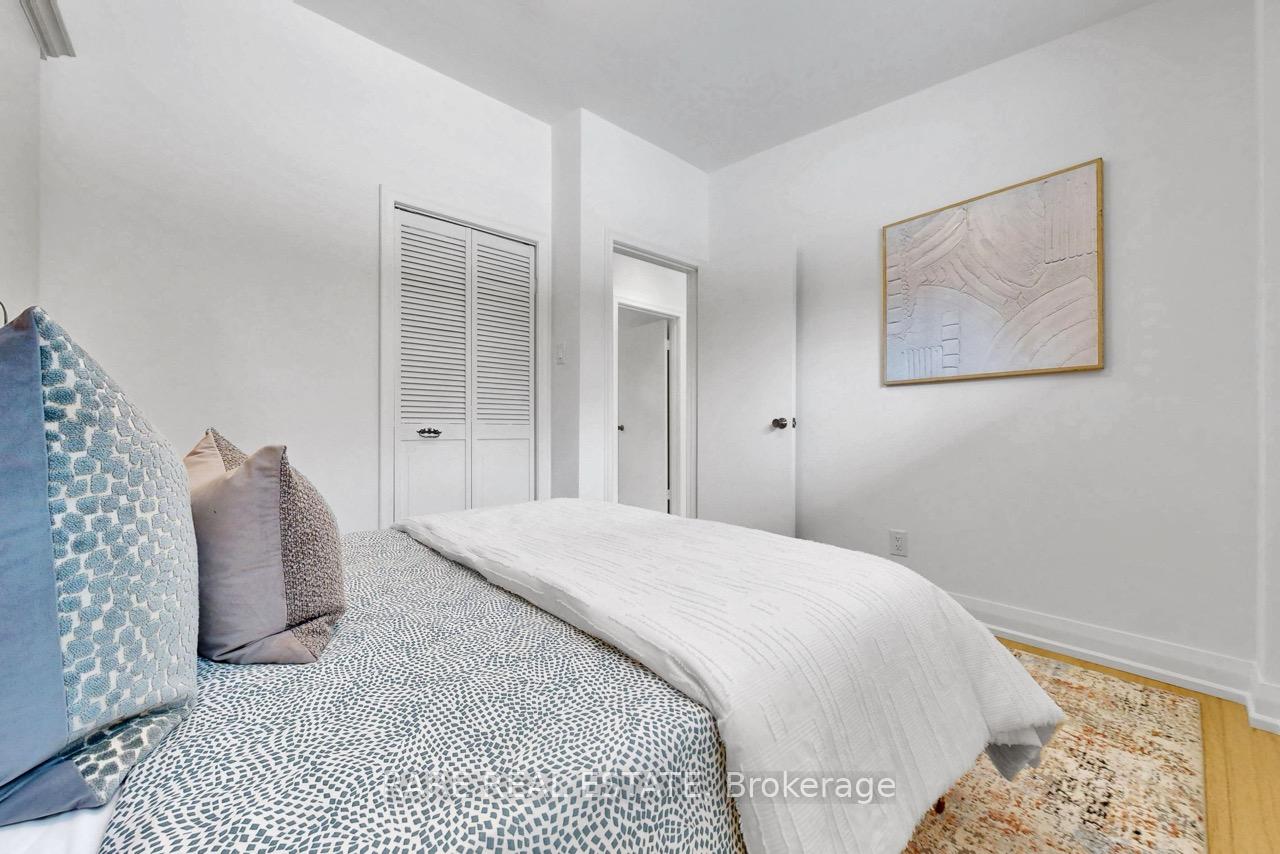Photo 27 of 192 Three Valleys Drive, North York, Parkwoods-Donalda — HOMEH