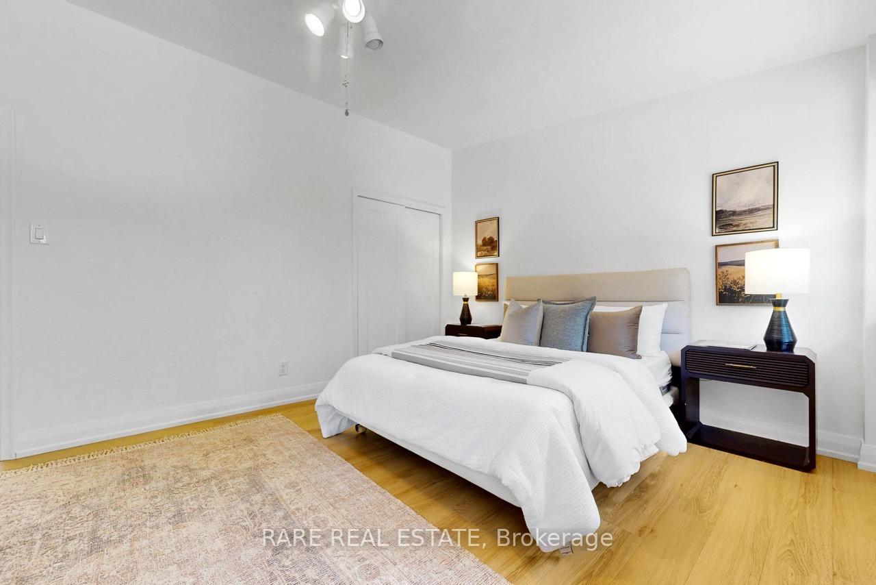 Photo 29 of 192 Three Valleys Drive, North York, Parkwoods-Donalda — HOMEH