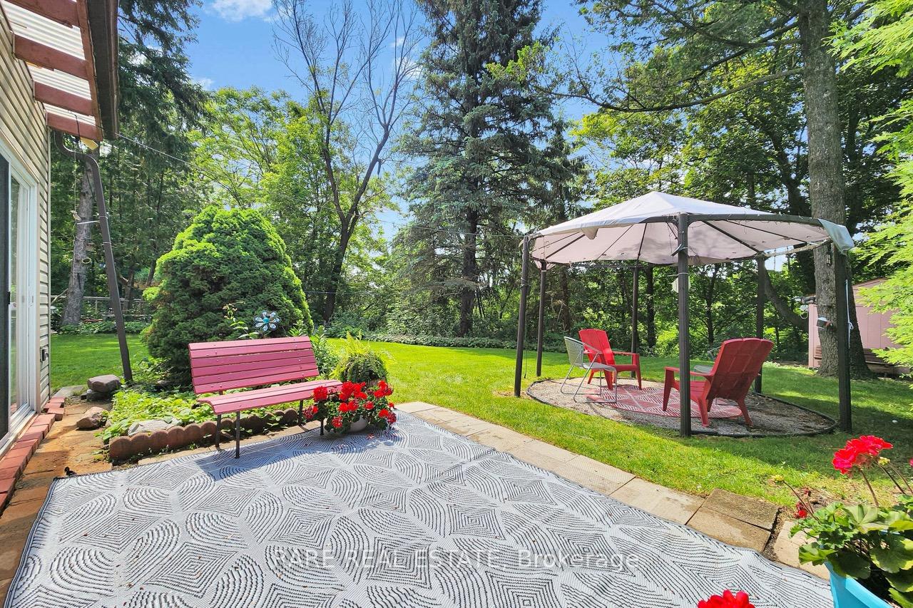 Photo 35 of 192 Three Valleys Drive, North York, Parkwoods-Donalda — HOMEH