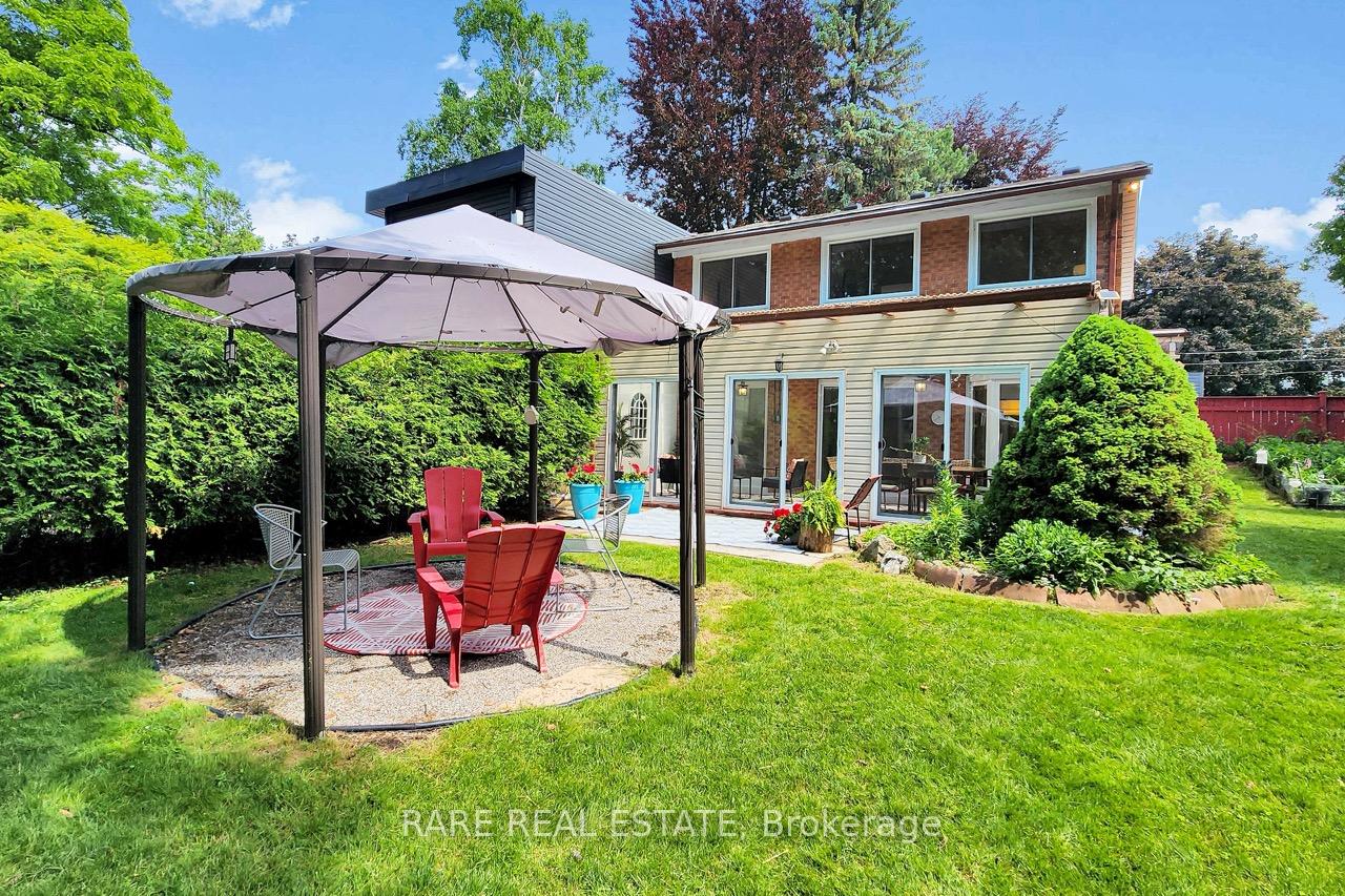 Photo 36 of 192 Three Valleys Drive, North York, Parkwoods-Donalda — HOMEH