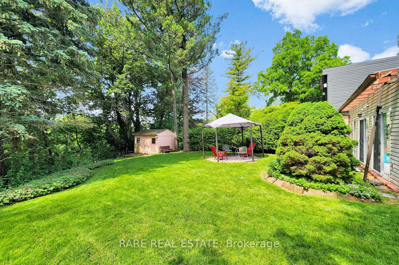 Photo 37 of 192 Three Valleys Drive, North York, Parkwoods-Donalda — HOMEH