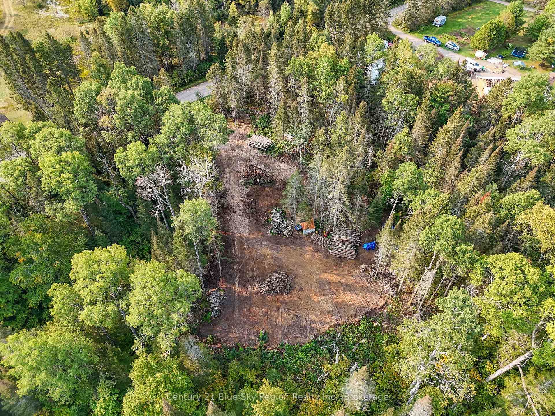 Photo 6 of 356 Hunt Line, Powassan — HOMEH