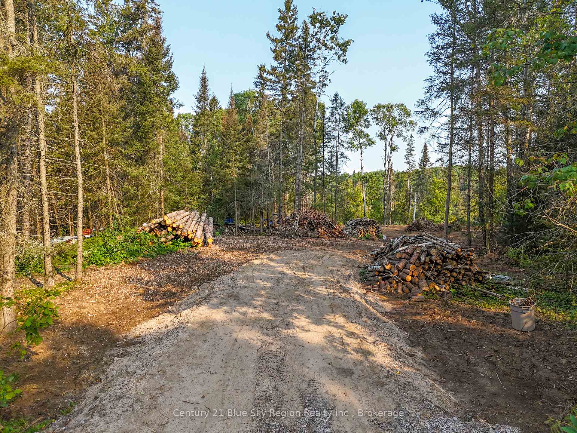 Photo 9 of 356 Hunt Line, Powassan — HOMEH