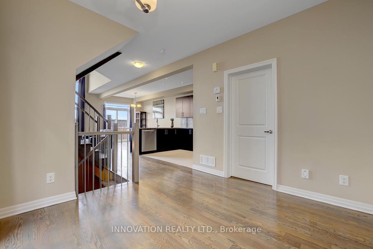 Photo 8 of 561 Rioja Street, Ottawa, Kanata - Emerald Meadows/Trailwest — HOMEH