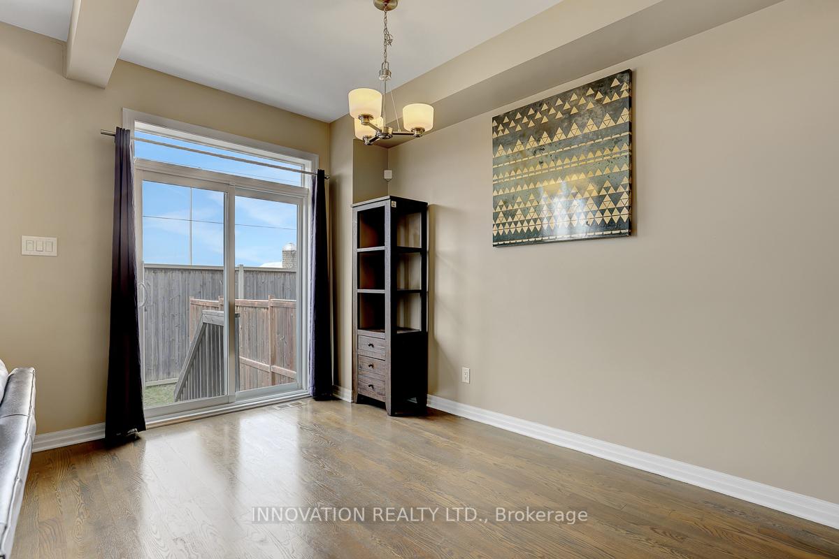 Photo 18 of 561 Rioja Street, Ottawa, Kanata - Emerald Meadows/Trailwest — HOMEH