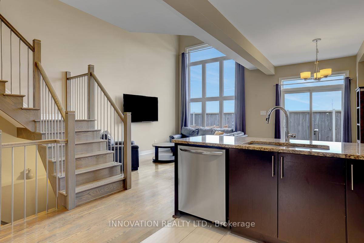 Photo 23 of 561 Rioja Street, Ottawa, Kanata - Emerald Meadows/Trailwest — HOMEH