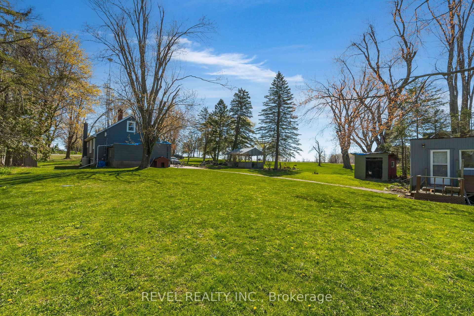 Photo 26 of 2940 Old Second Road S, Springwater, Midhurst — HOMEH