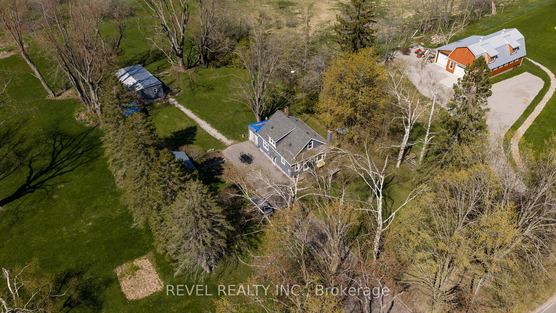 Photo 39 of 2940 Old Second Road S, Springwater, Midhurst — HOMEH
