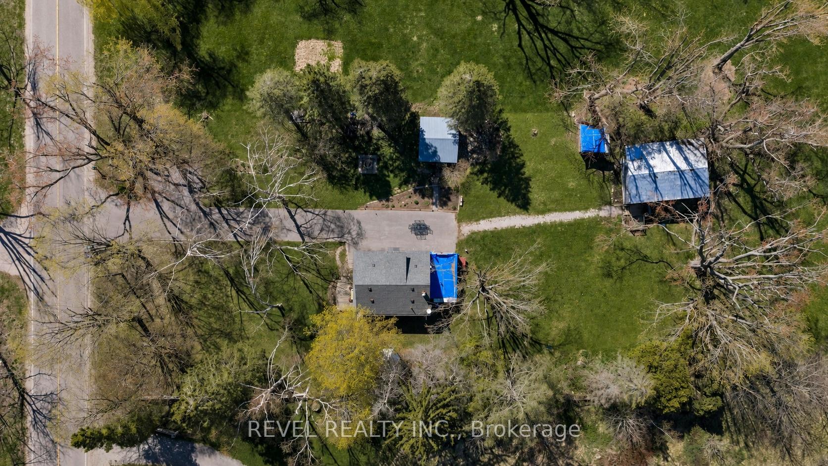 Photo 42 of 2940 Old Second Road S, Springwater, Midhurst — HOMEH