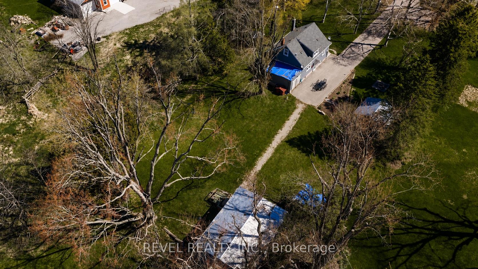Photo 44 of 2940 Old Second Road S, Springwater, Midhurst — HOMEH