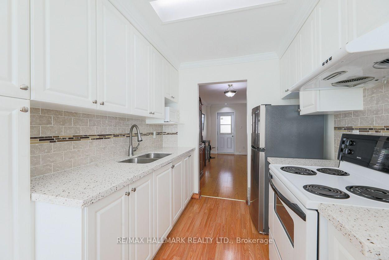 Photo 5 of Unit 1, 83 Rameau Drive, North York, Hillcrest Village — HOMEH