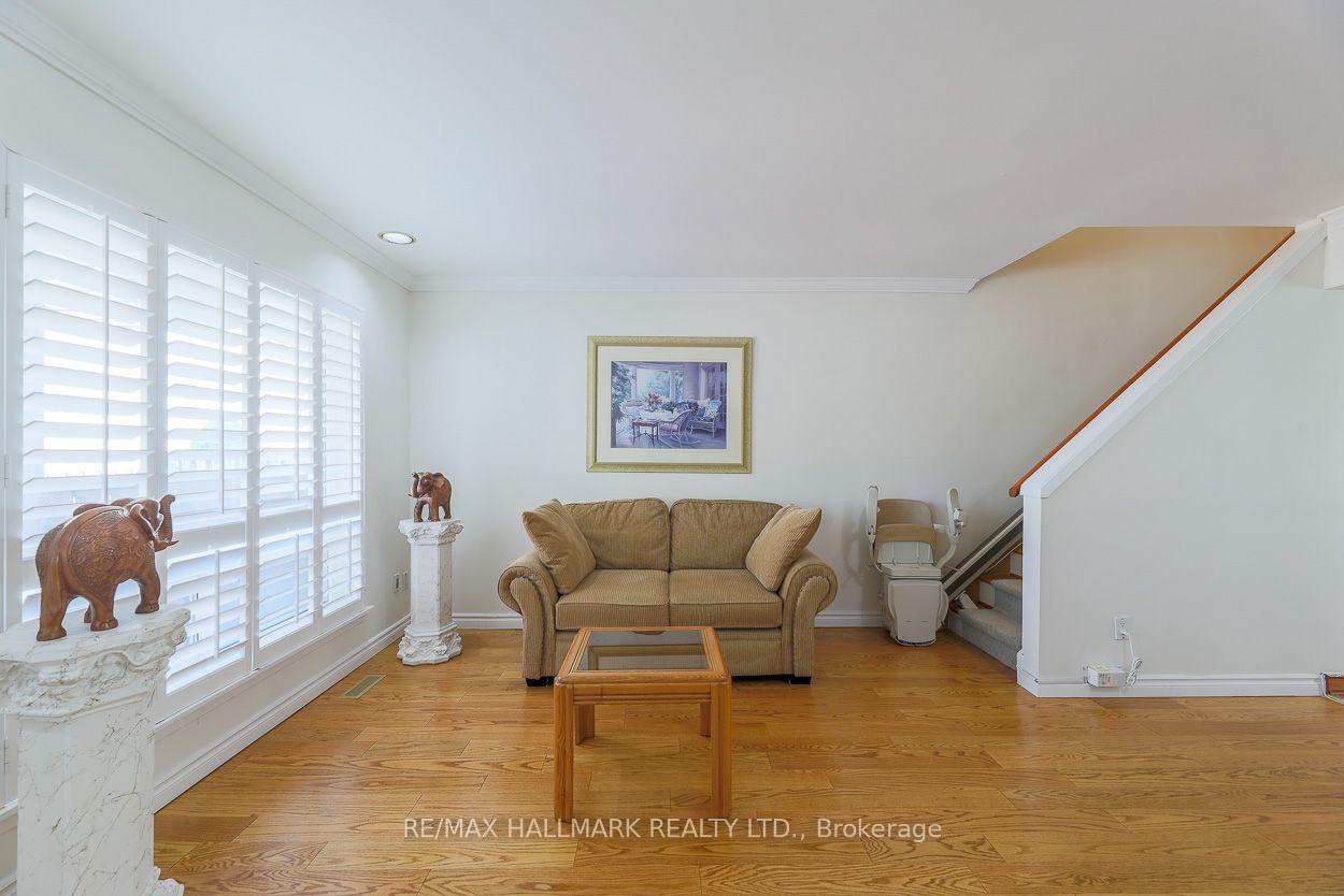 Photo 6 of Unit 1, 83 Rameau Drive, North York, Hillcrest Village — HOMEH
