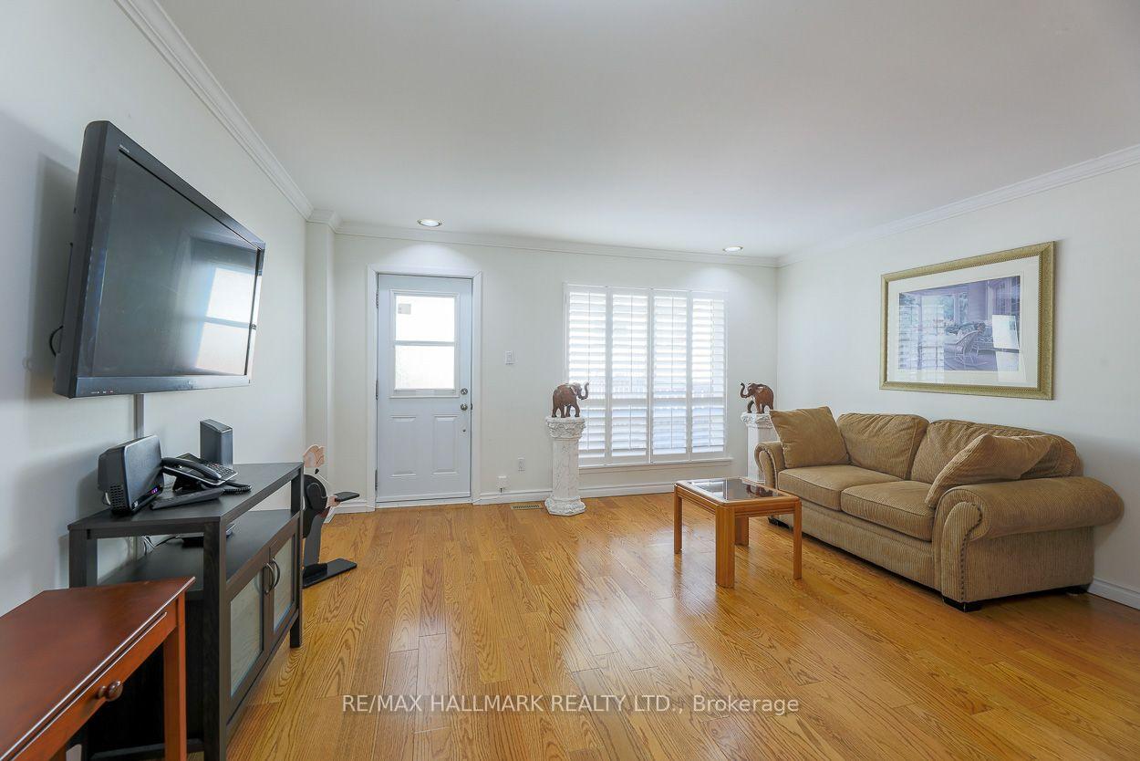 Photo 7 of Unit 1, 83 Rameau Drive, North York, Hillcrest Village — HOMEH