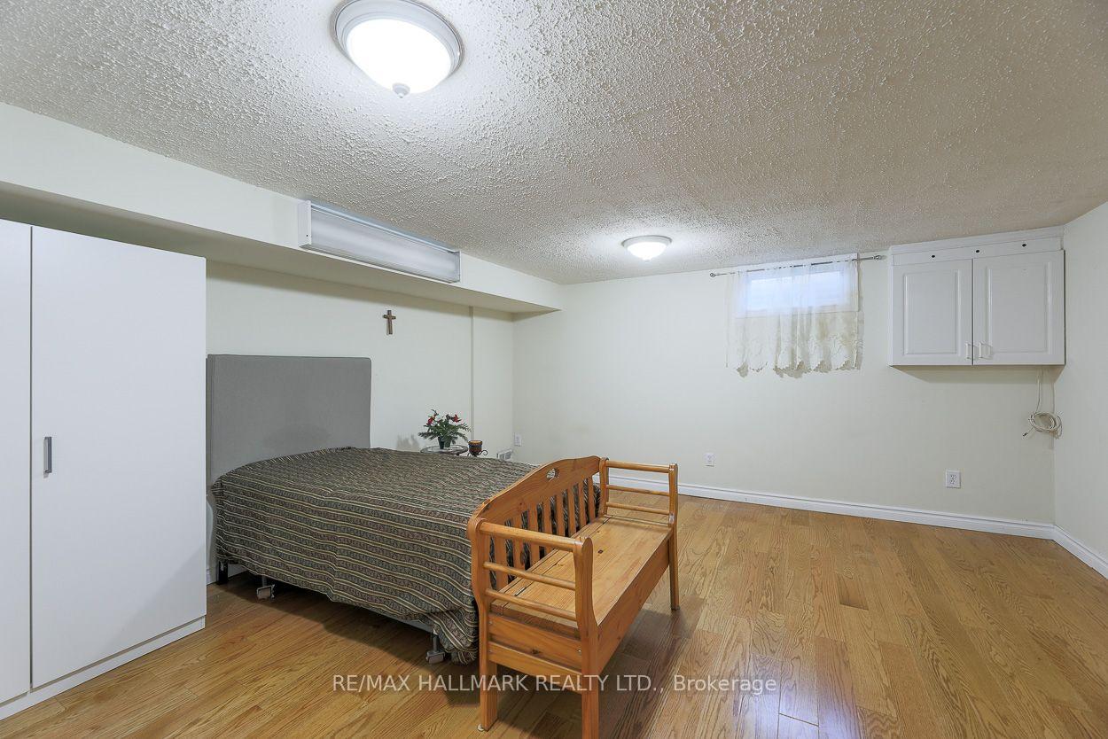 Photo 14 of Unit 1, 83 Rameau Drive, North York, Hillcrest Village — HOMEH