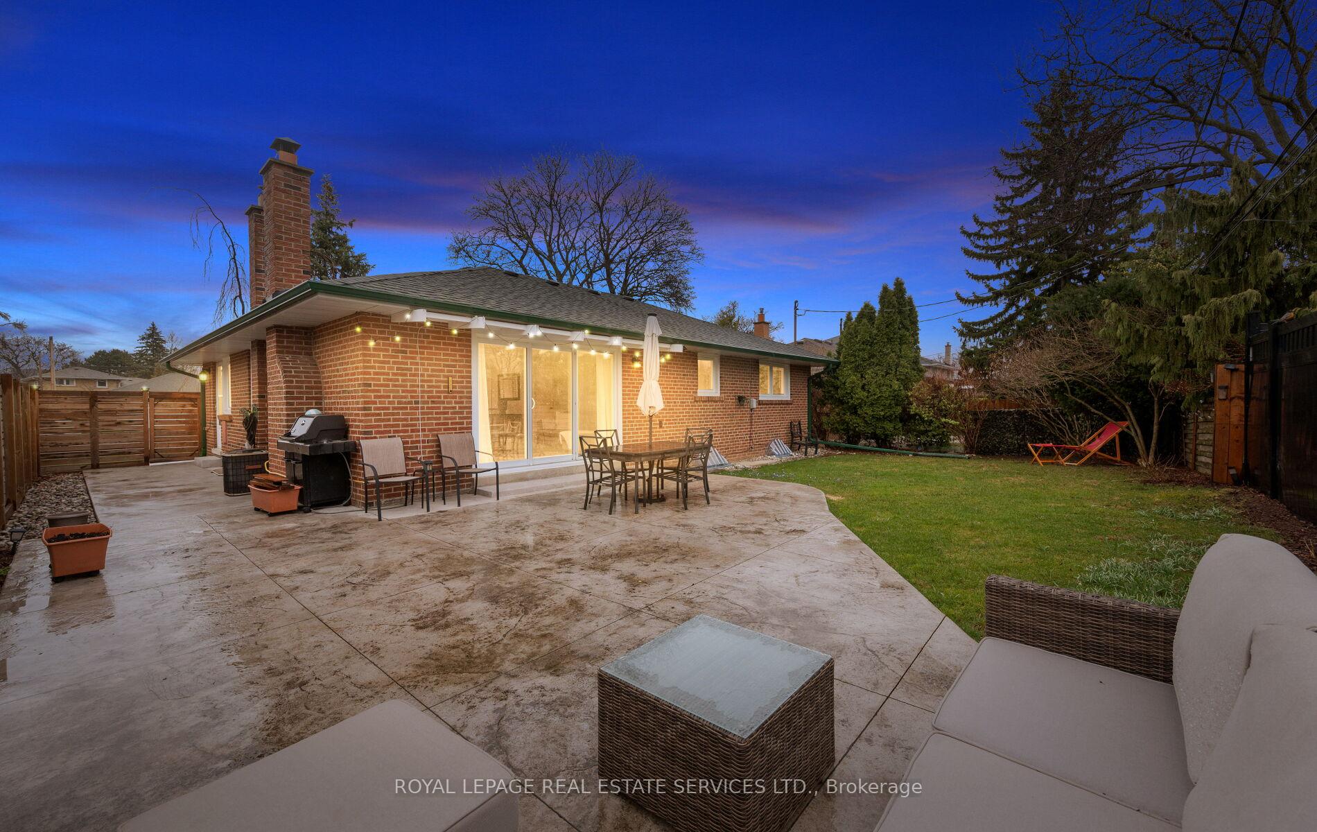 Photo 44 of 22 Arbroath Crescent, Etobicoke, Markland Wood — HOMEH
