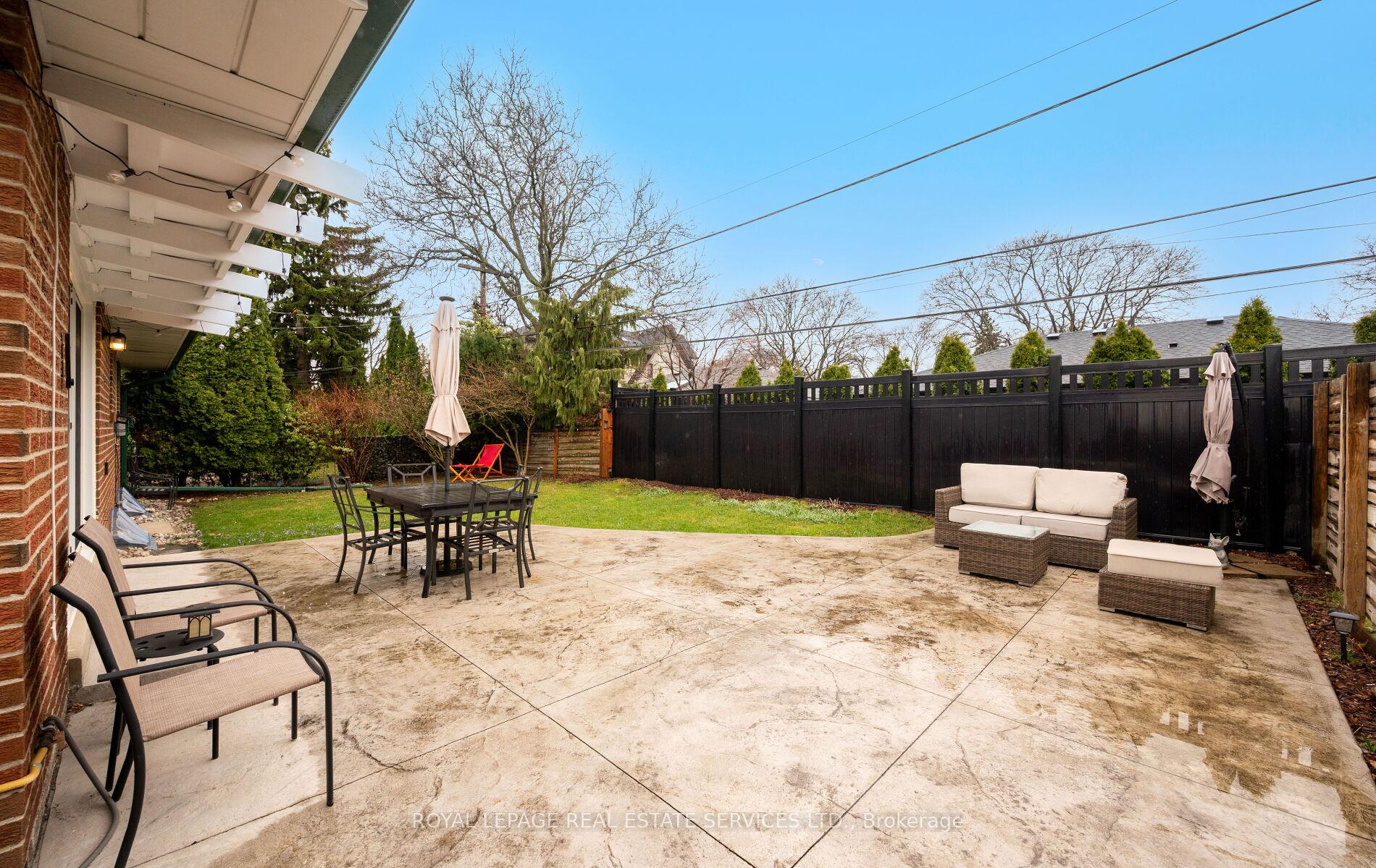 Photo 45 of 22 Arbroath Crescent, Etobicoke, Markland Wood — HOMEH