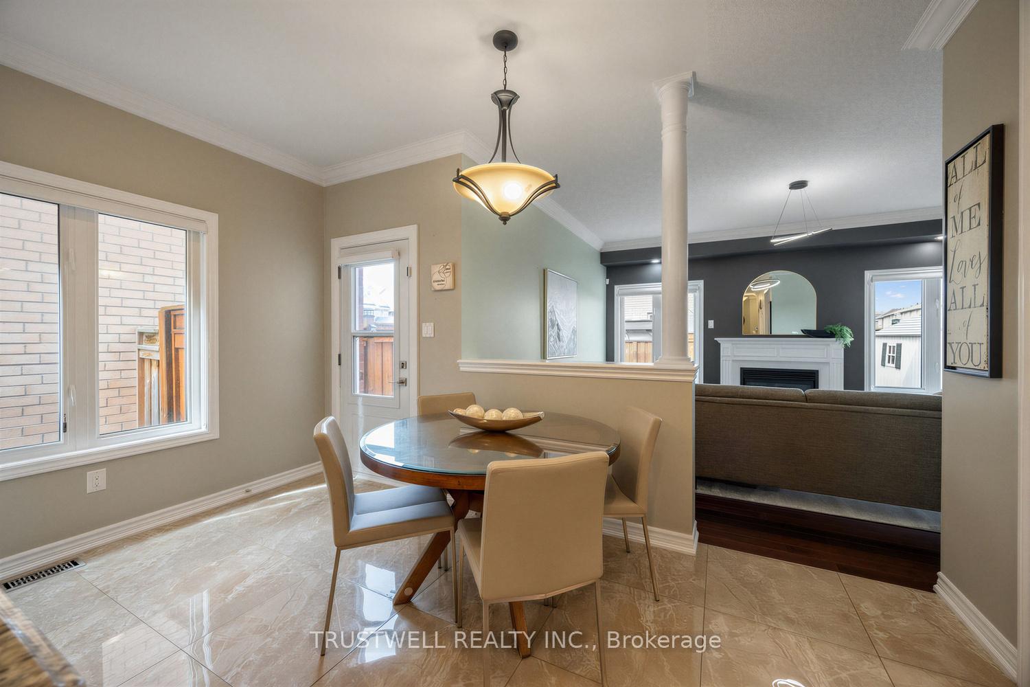 Photo 10 of 1295 Sim Place, Milton, Beaty — HOMEH