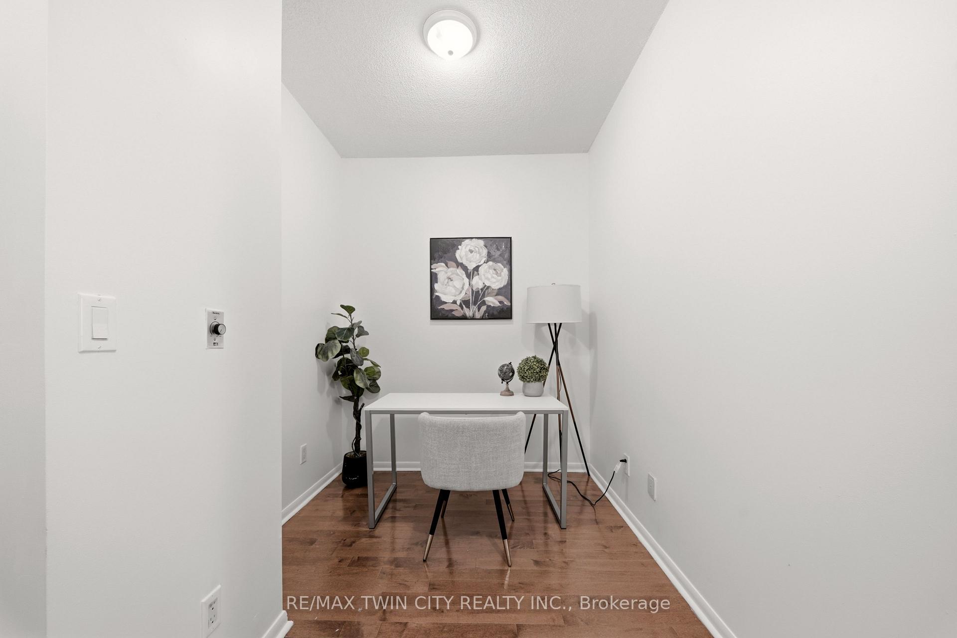 Photo 17 of Unit 2502, 231 Fort York Boulevard, Toronto, Niagara — HOMEH