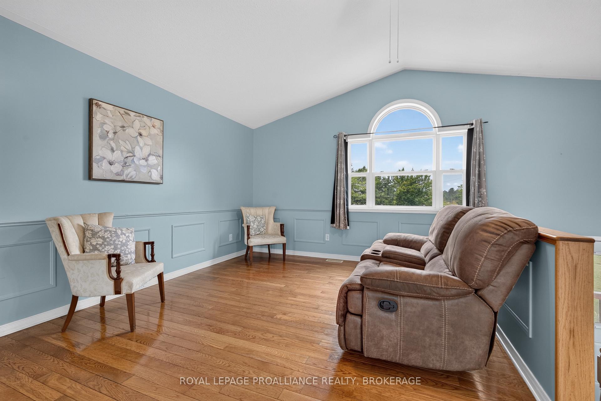 Photo 6 of 1023 Brown's Road, Frontenac, Frontenac Centre — HOMEH