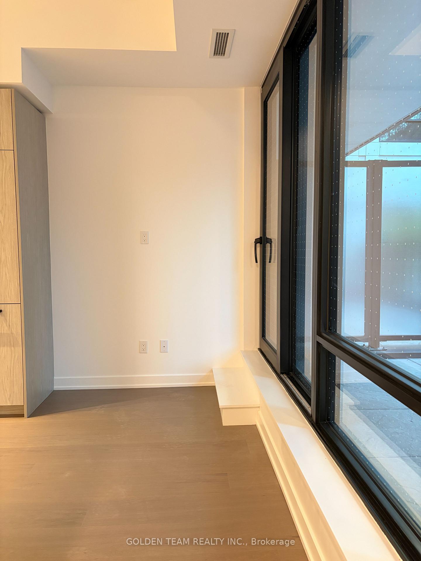 Photo 18 of 89 Montclair Avenue, Toronto, Forest Hill South — HOMEH