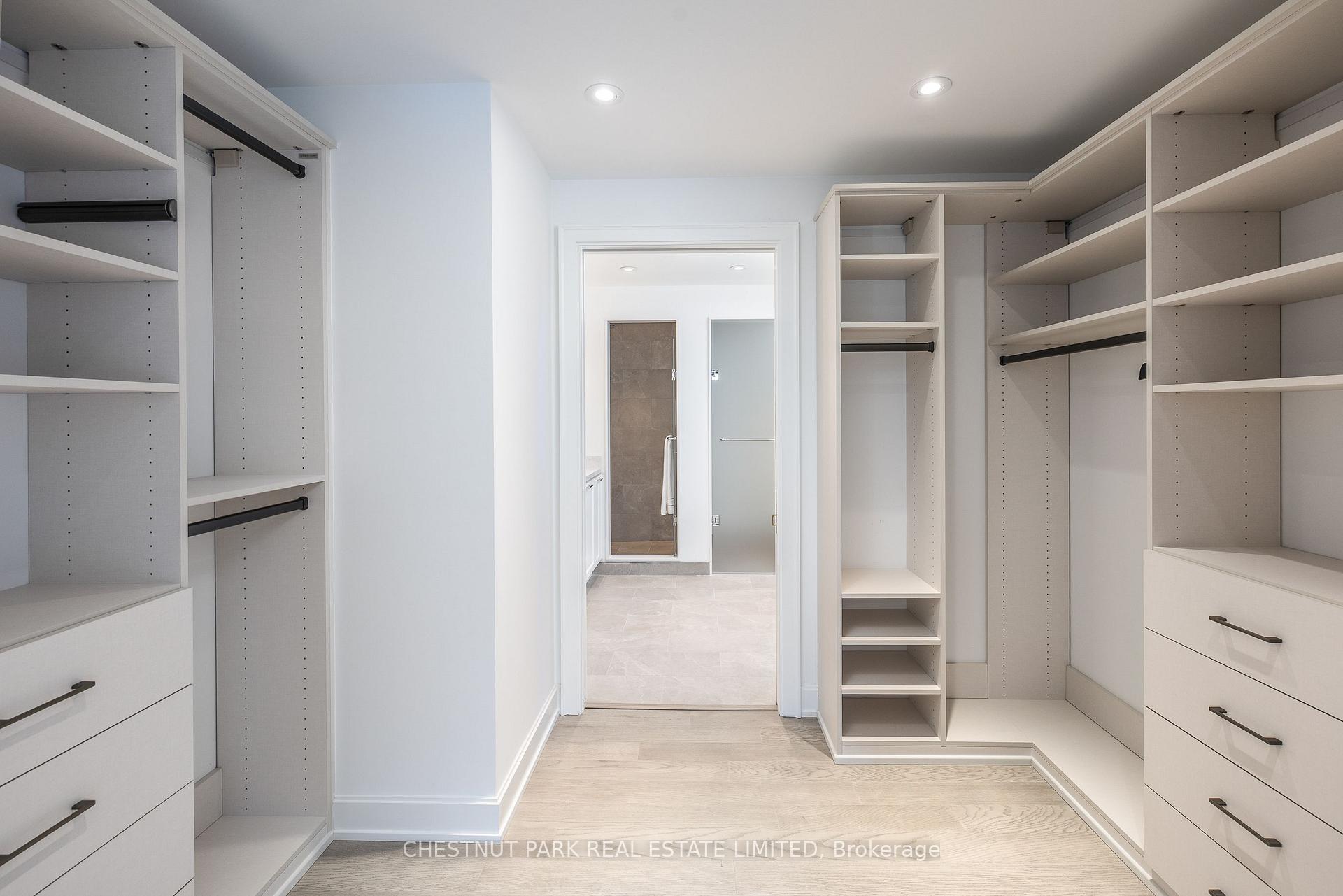 Photo 10 of Unit 408, 1 Strathgowan Avenue, Toronto, Lawrence Park South — HOMEH