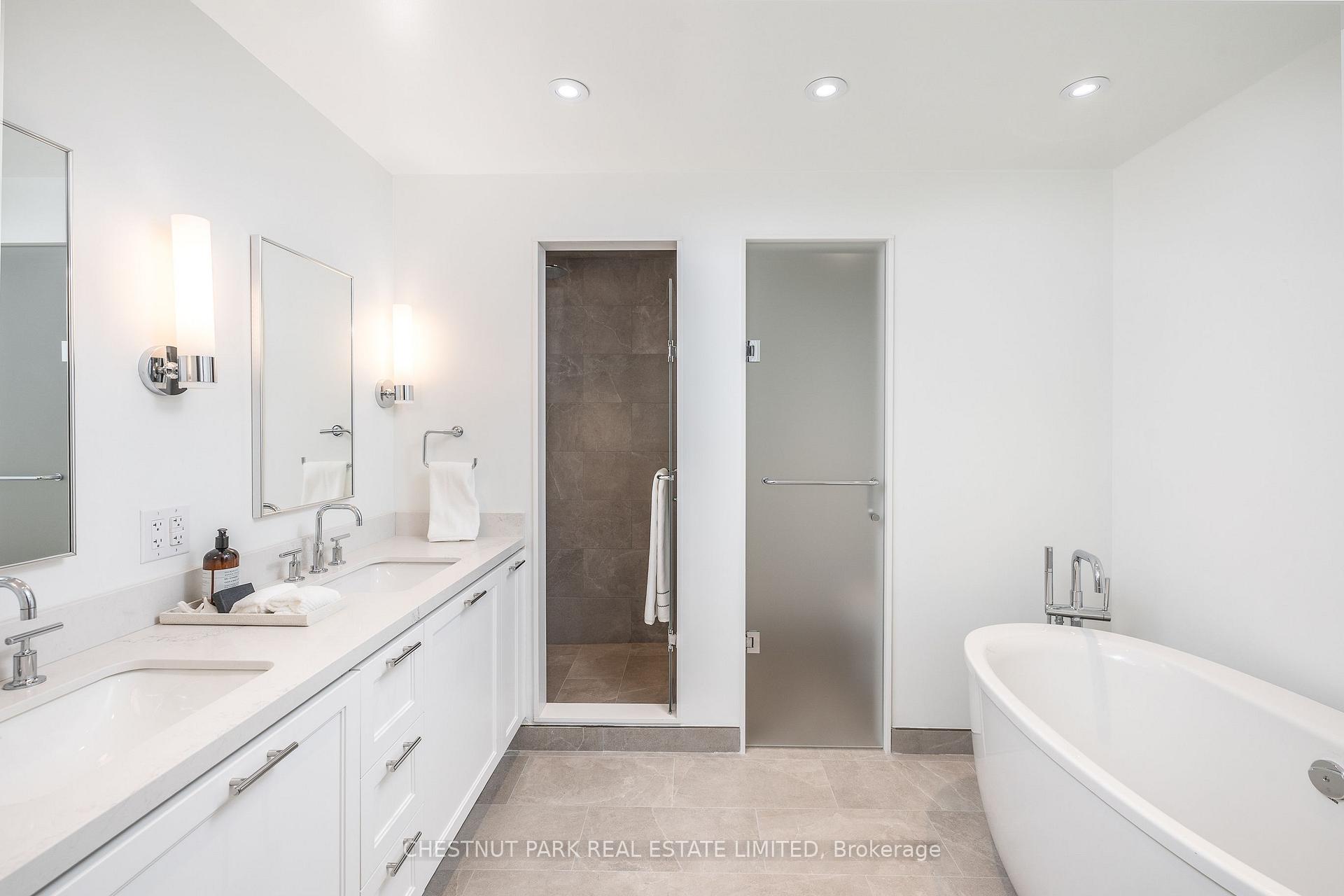 Photo 11 of Unit 408, 1 Strathgowan Avenue, Toronto, Lawrence Park South — HOMEH