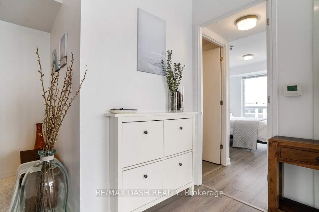 Photo 8 of Unit 2207, 20 Thomas Riley Road, Etobicoke, Islington-City Centre West — HOMEH