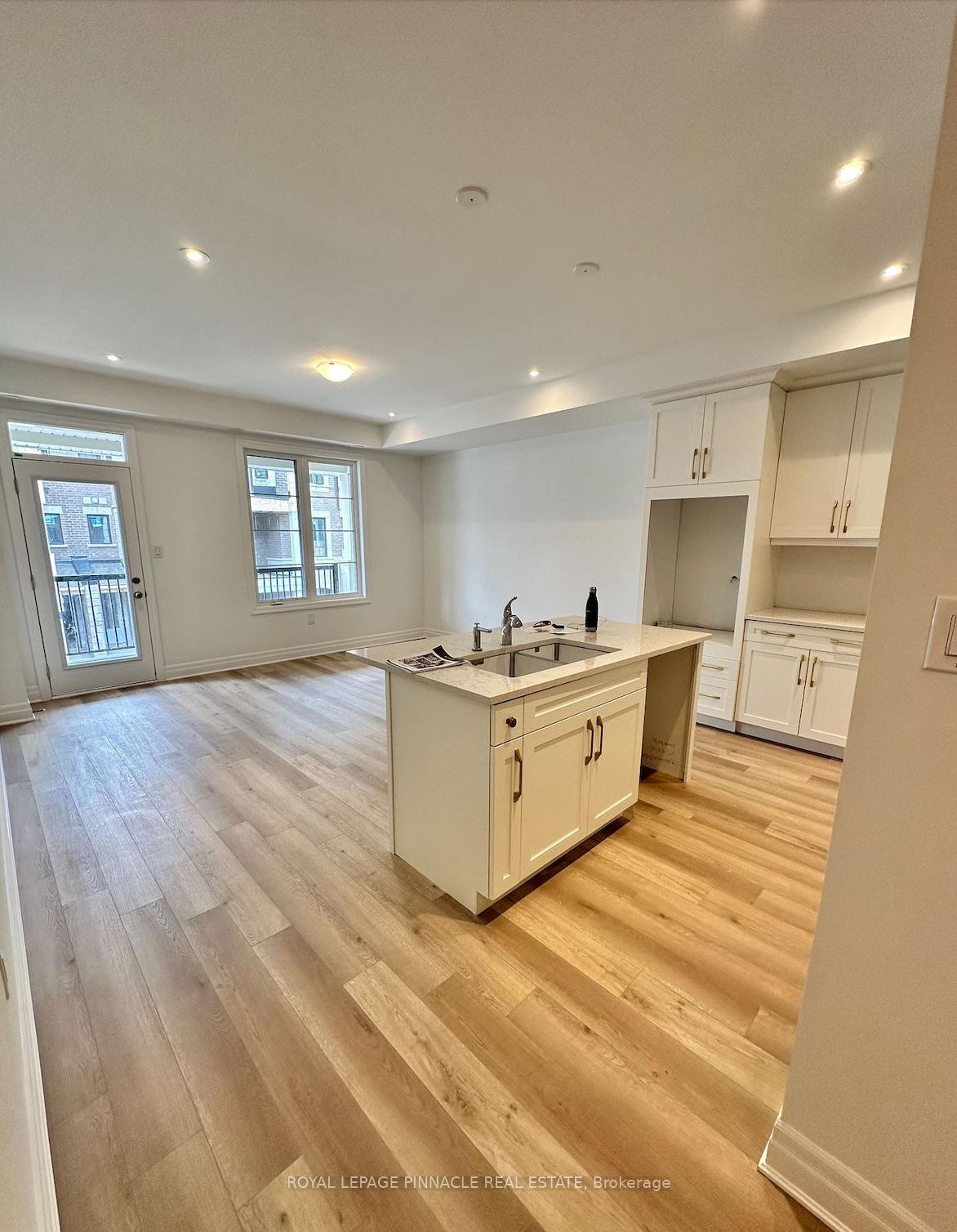 Photo 9 of Unit 84, 1317 Leriche Way, Milton, Bowes — HOMEH