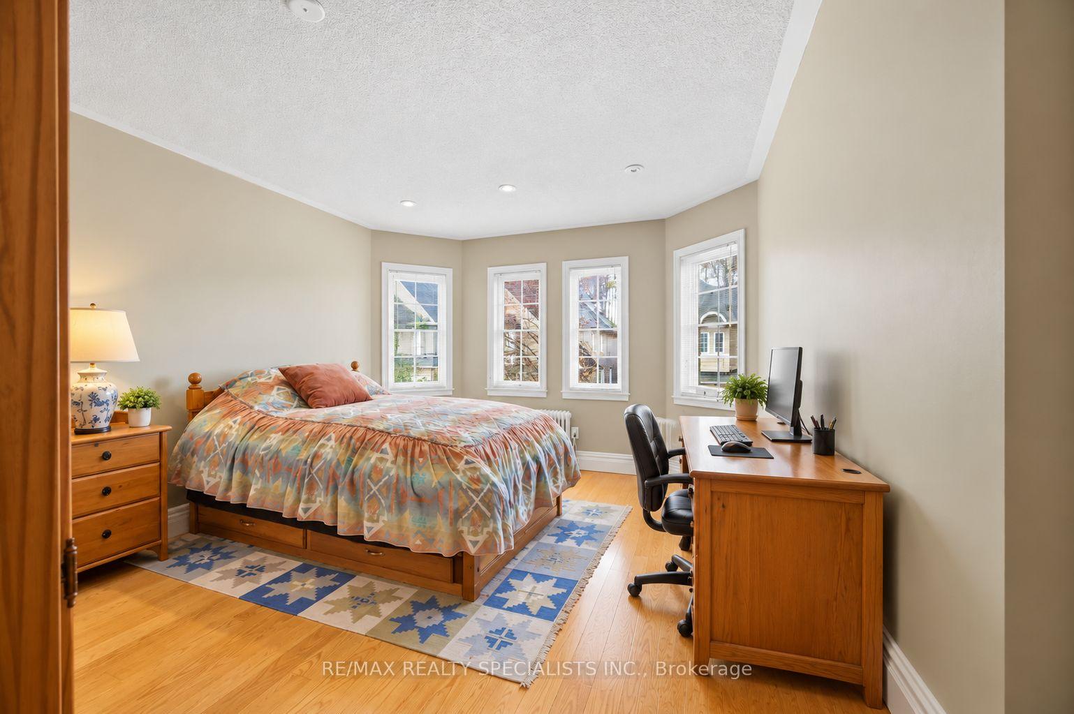 Photo 15 of Unit 35, 2000 The Collegeway, Mississauga, Erin Mills — HOMEH