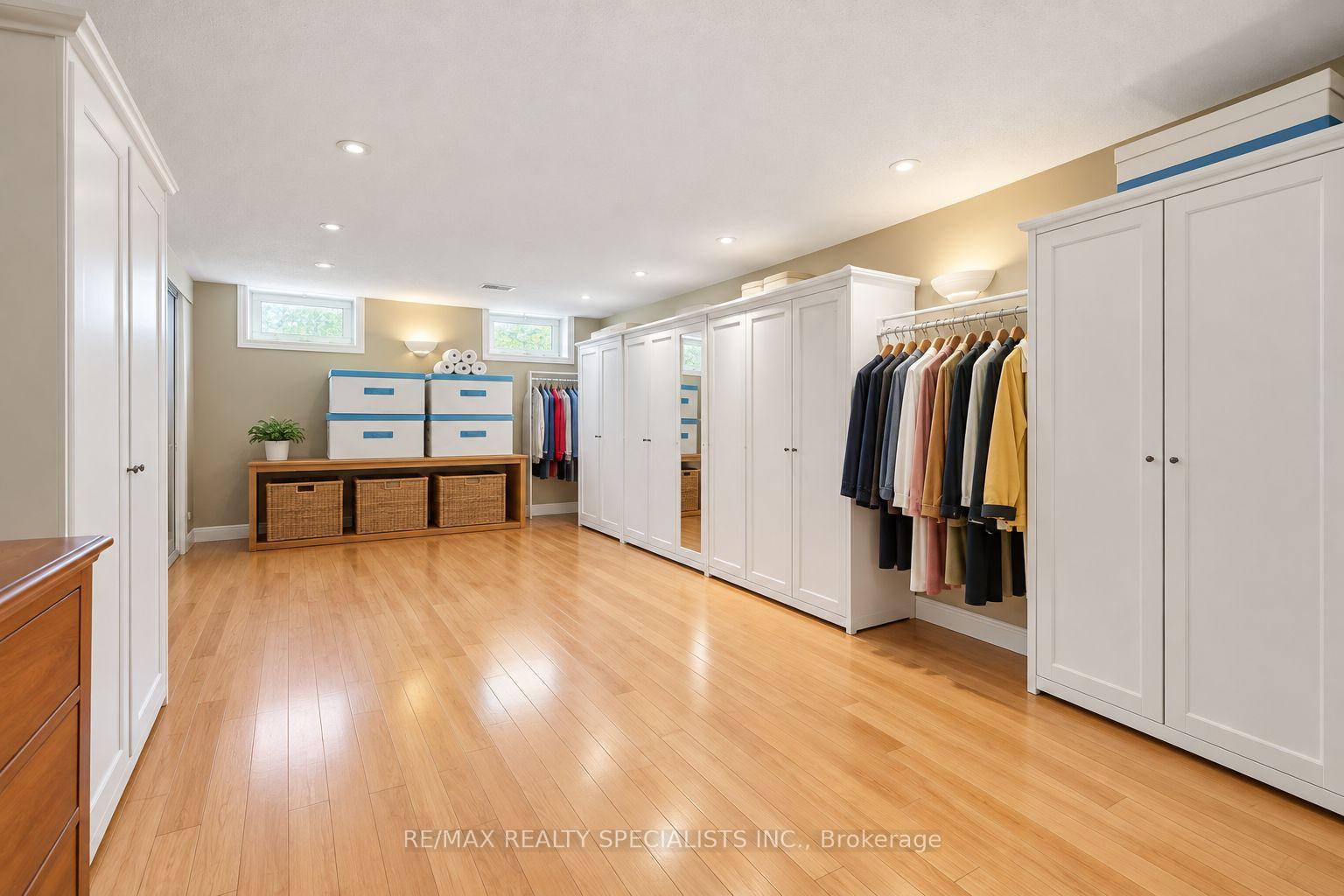 Photo 16 of Unit 35, 2000 The Collegeway, Mississauga, Erin Mills — HOMEH