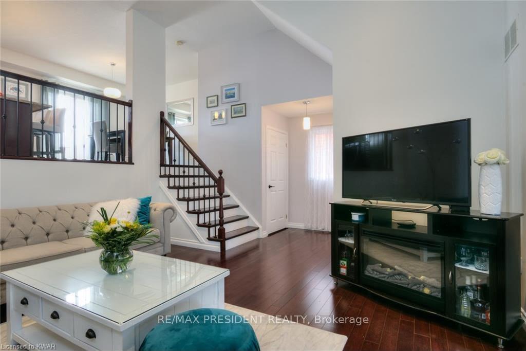 Photo 13 of Unit UPPER, 54 Periwinkle Street, Kitchener, Larentian West — HOMEH