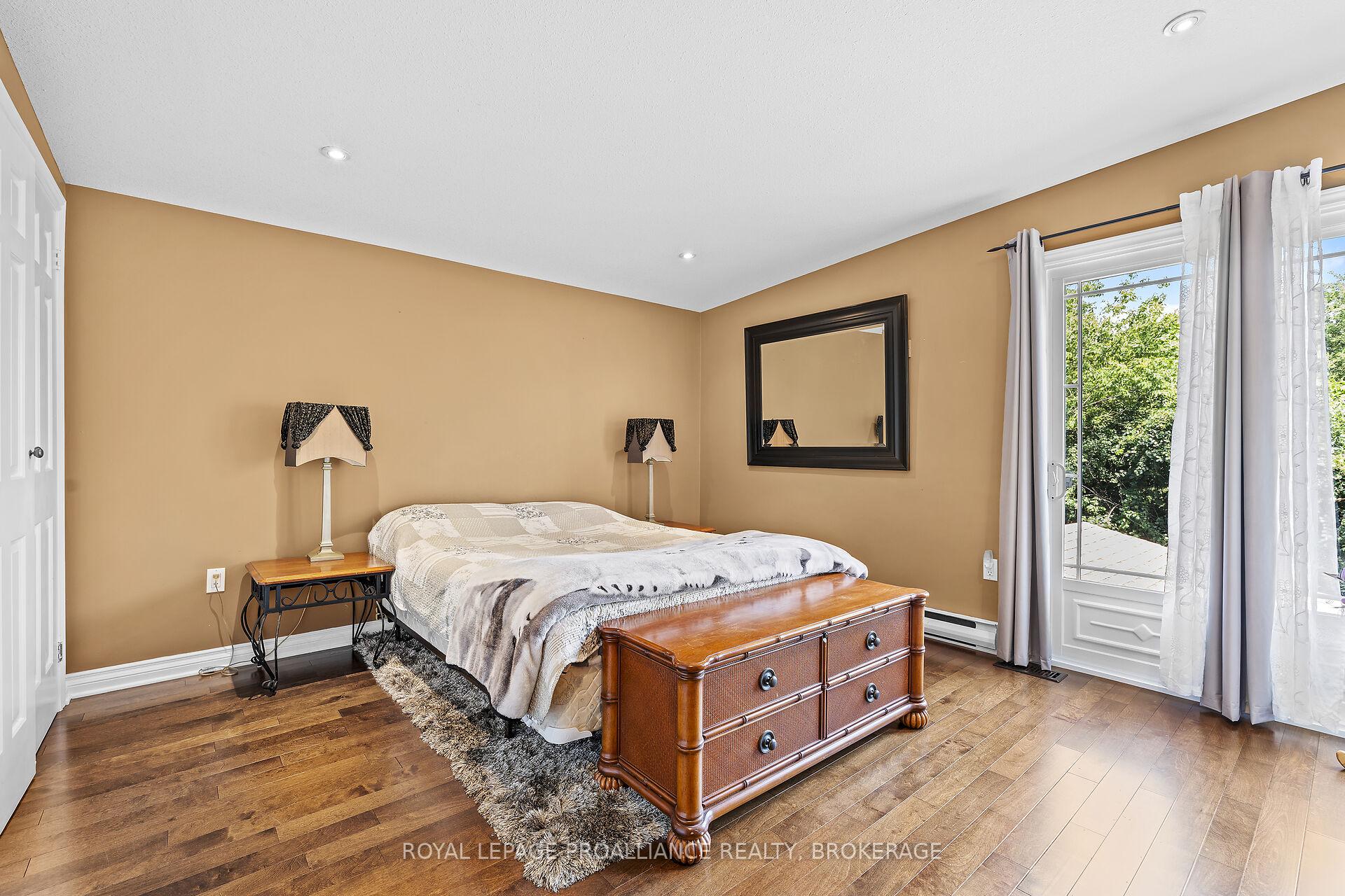 Photo 23 of 2112 Burbrook Road, Kingston, City North of 401 — HOMEH