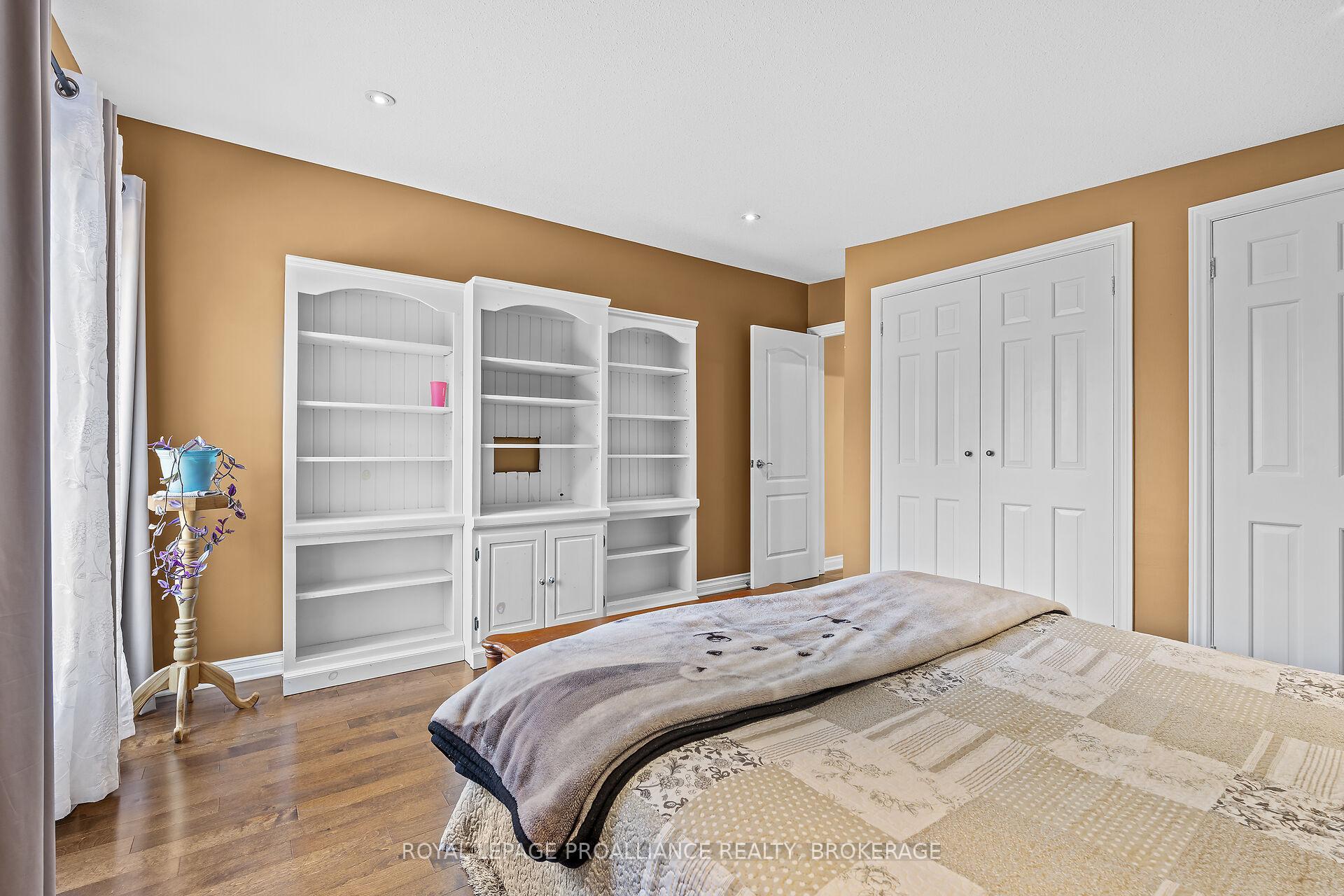 Photo 24 of 2112 Burbrook Road, Kingston, City North of 401 — HOMEH
