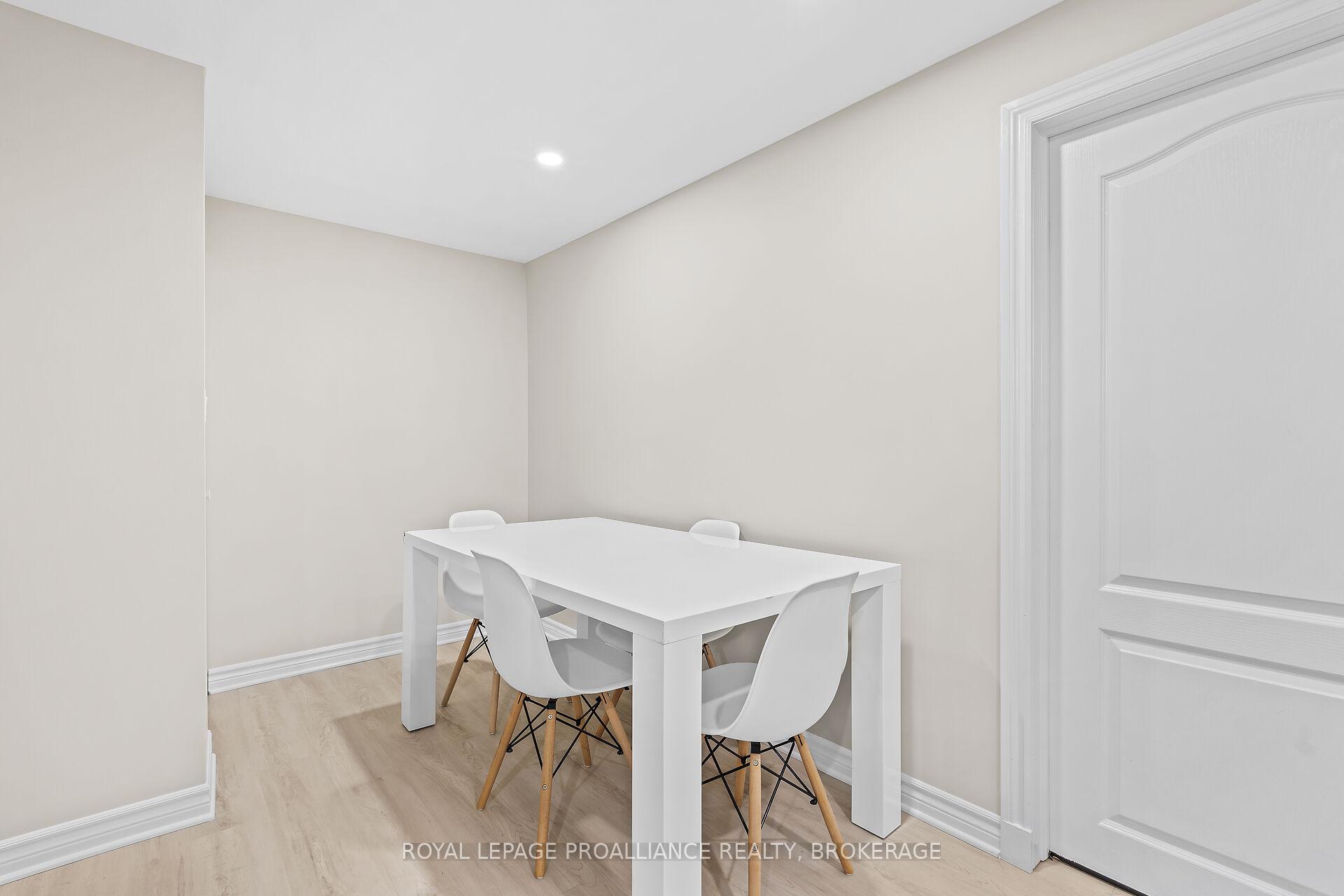 Photo 33 of 2112 Burbrook Road, Kingston, City North of 401 — HOMEH