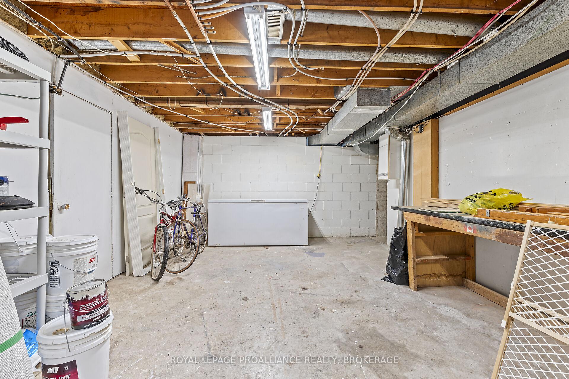 Photo 35 of 2112 Burbrook Road, Kingston, City North of 401 — HOMEH