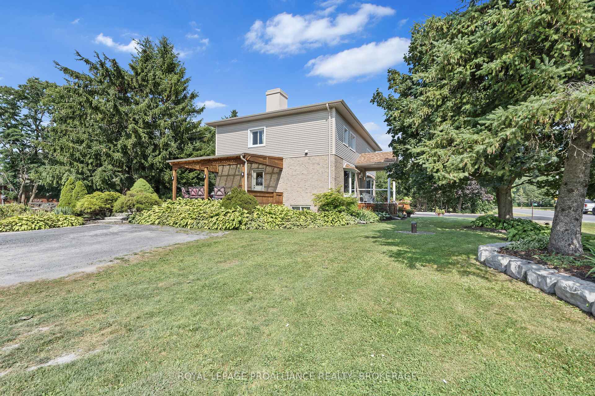 Photo 38 of 2112 Burbrook Road, Kingston, City North of 401 — HOMEH
