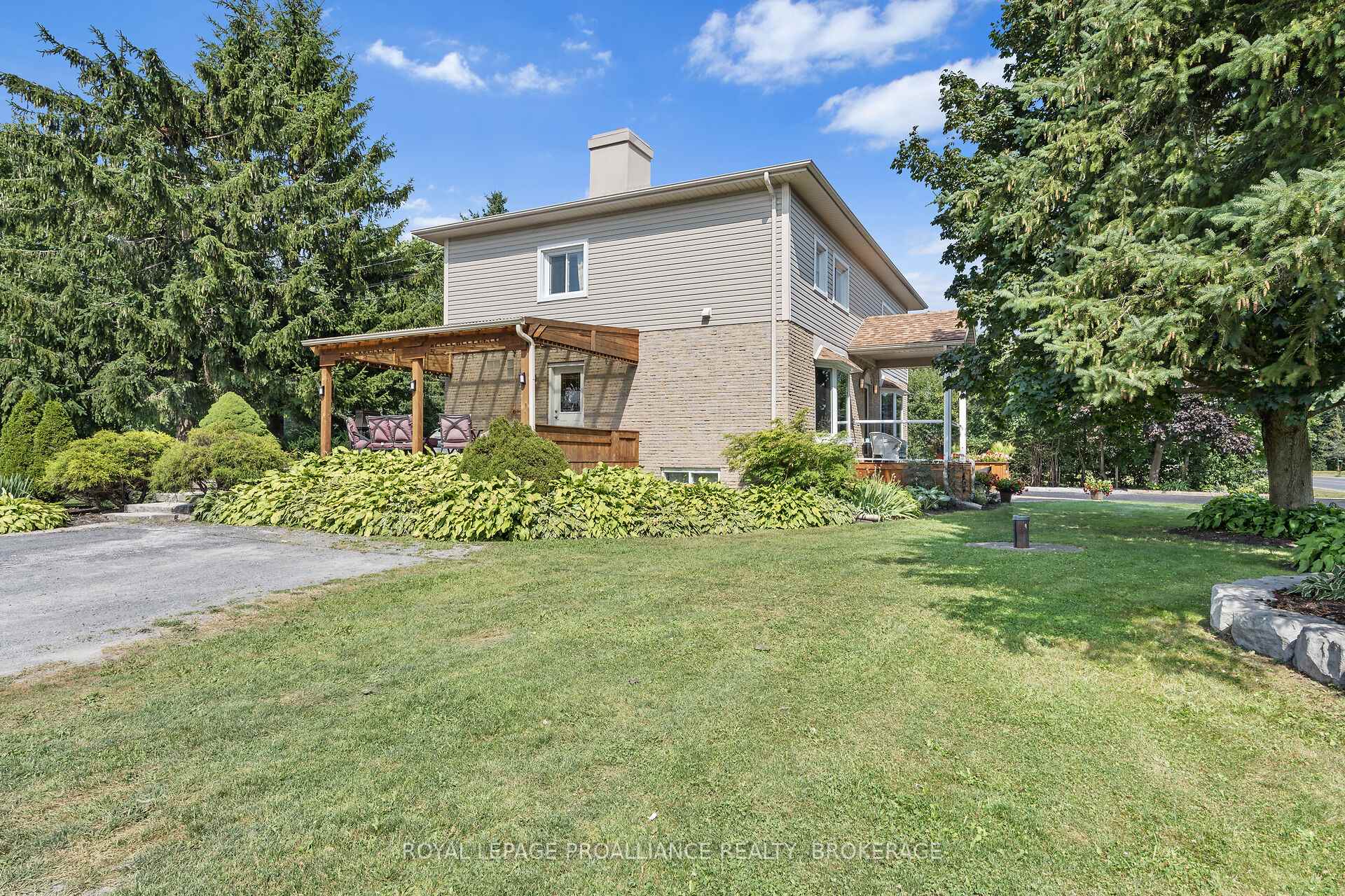 Photo 39 of 2112 Burbrook Road, Kingston, City North of 401 — HOMEH
