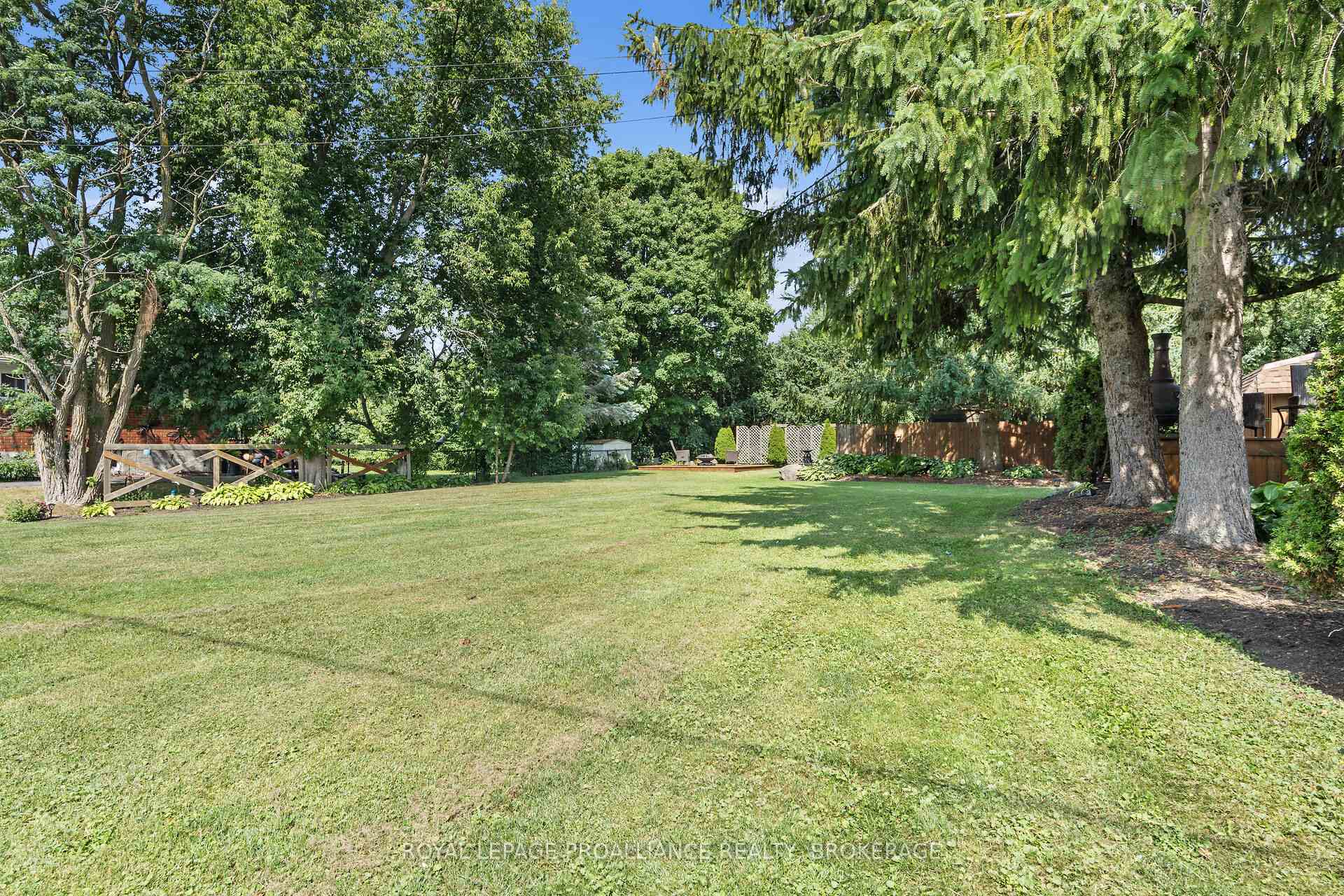 Photo 40 of 2112 Burbrook Road, Kingston, City North of 401 — HOMEH