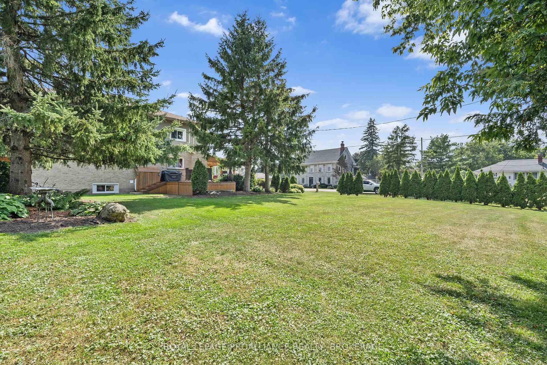 Photo 43 of 2112 Burbrook Road, Kingston, City North of 401 — HOMEH