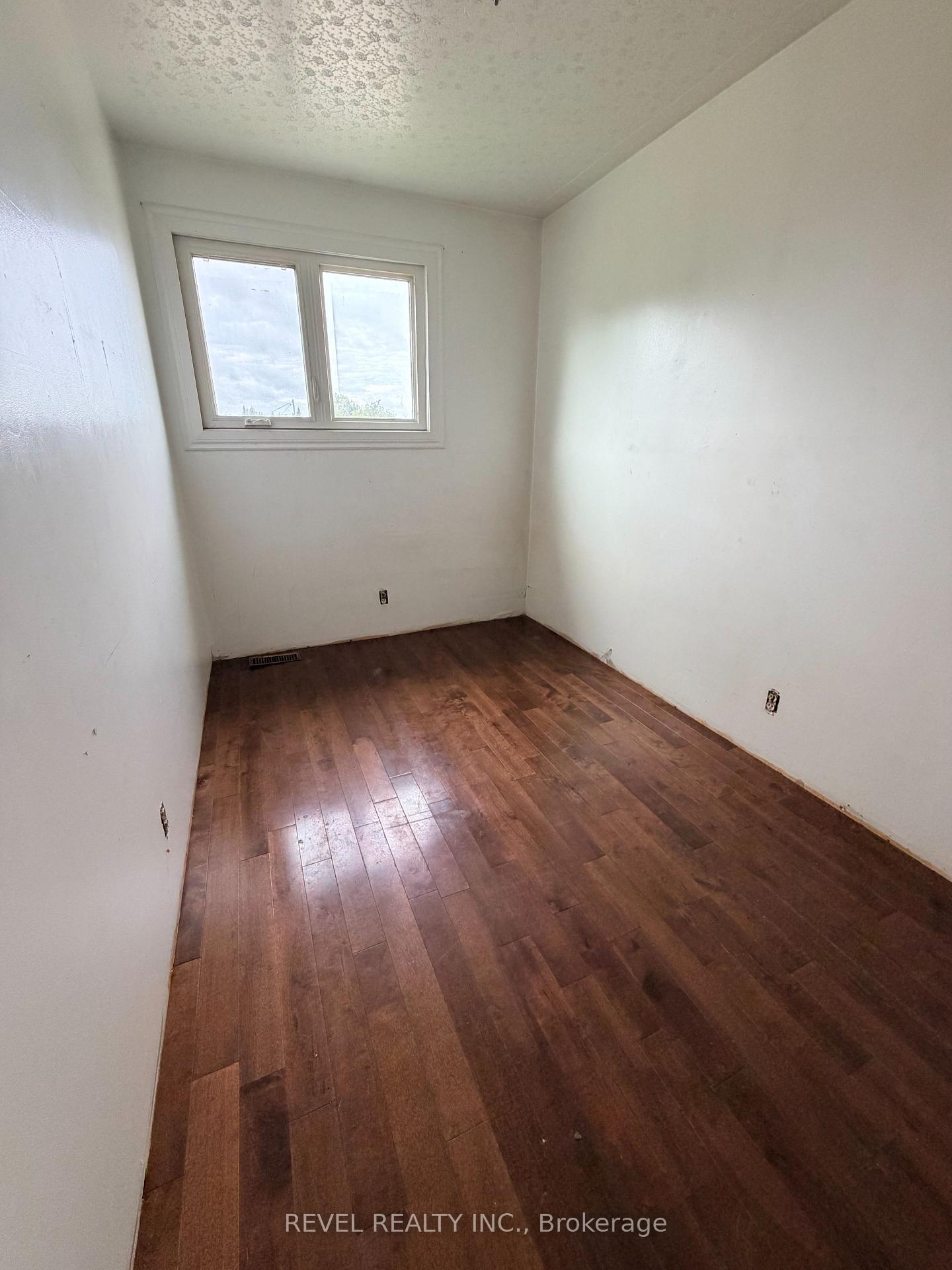 Photo 11 of 387 Randall Drive, Timmins, TNW - Riverpark — HOMEH