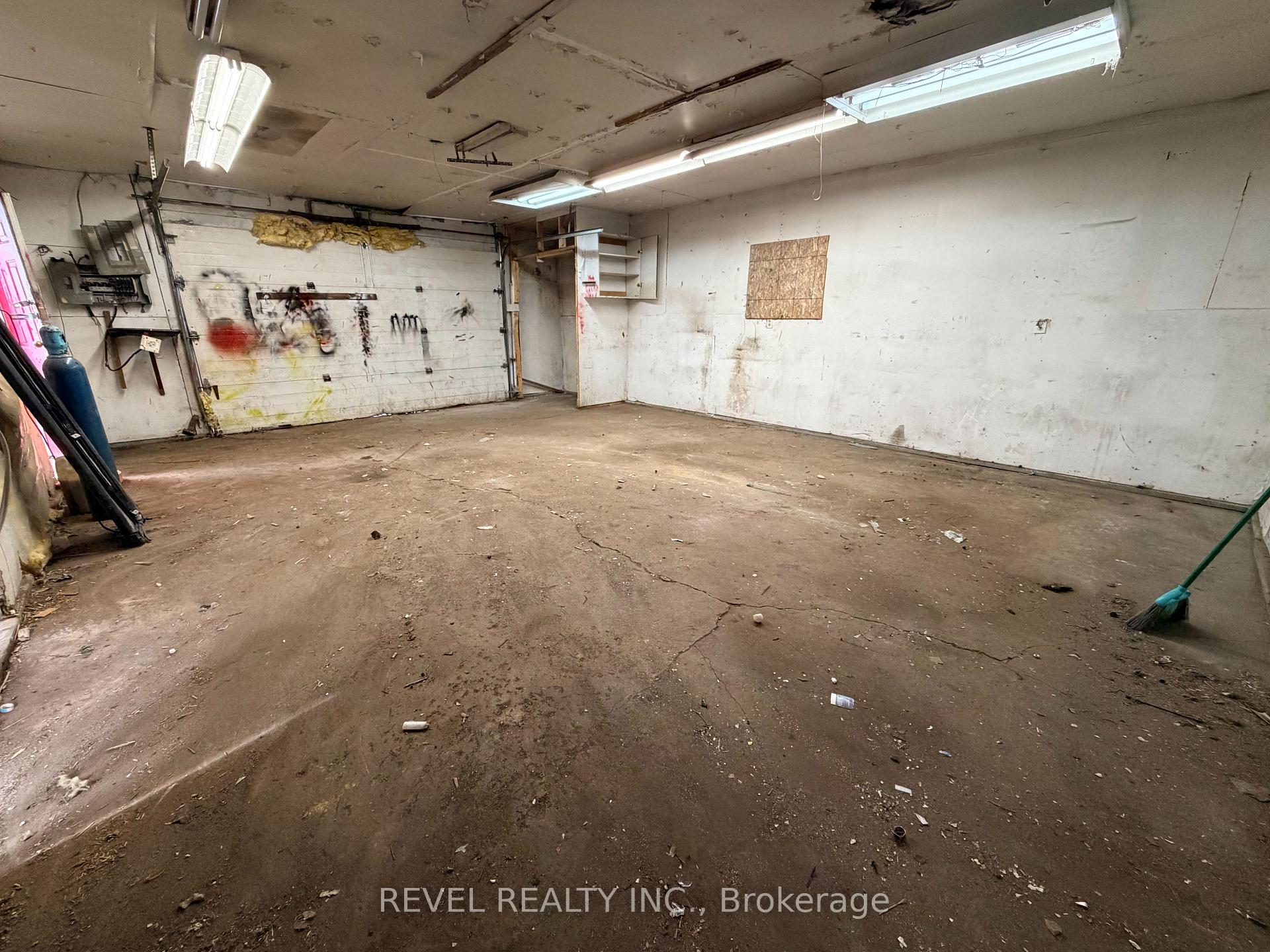 Photo 16 of 387 Randall Drive, Timmins, TNW - Riverpark — HOMEH