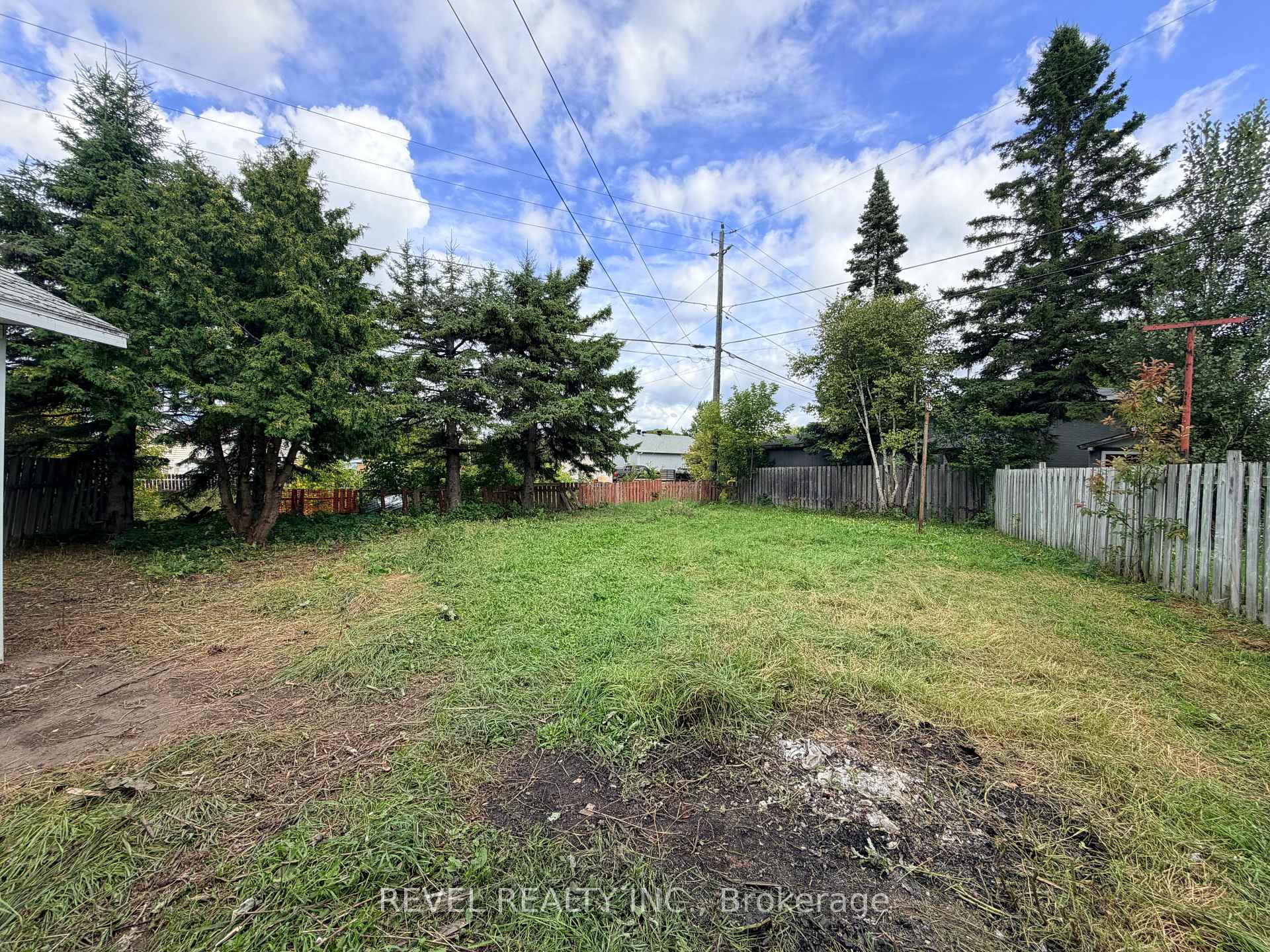 Photo 19 of 387 Randall Drive, Timmins, TNW - Riverpark — HOMEH