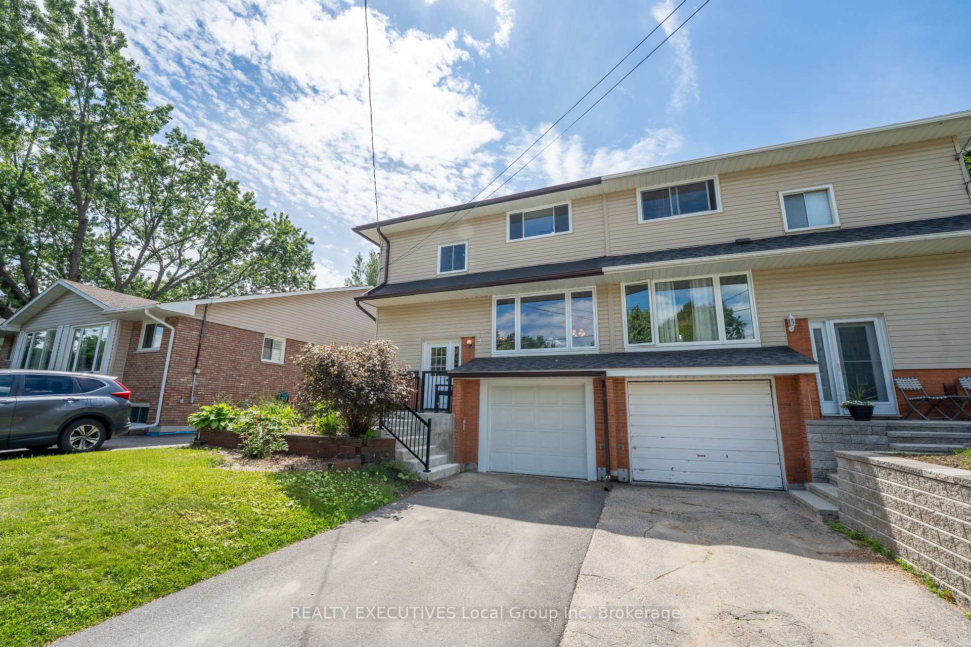 Photo 1 of 25 Sovereign Drive, North Bay, Birchaven — HOMEH