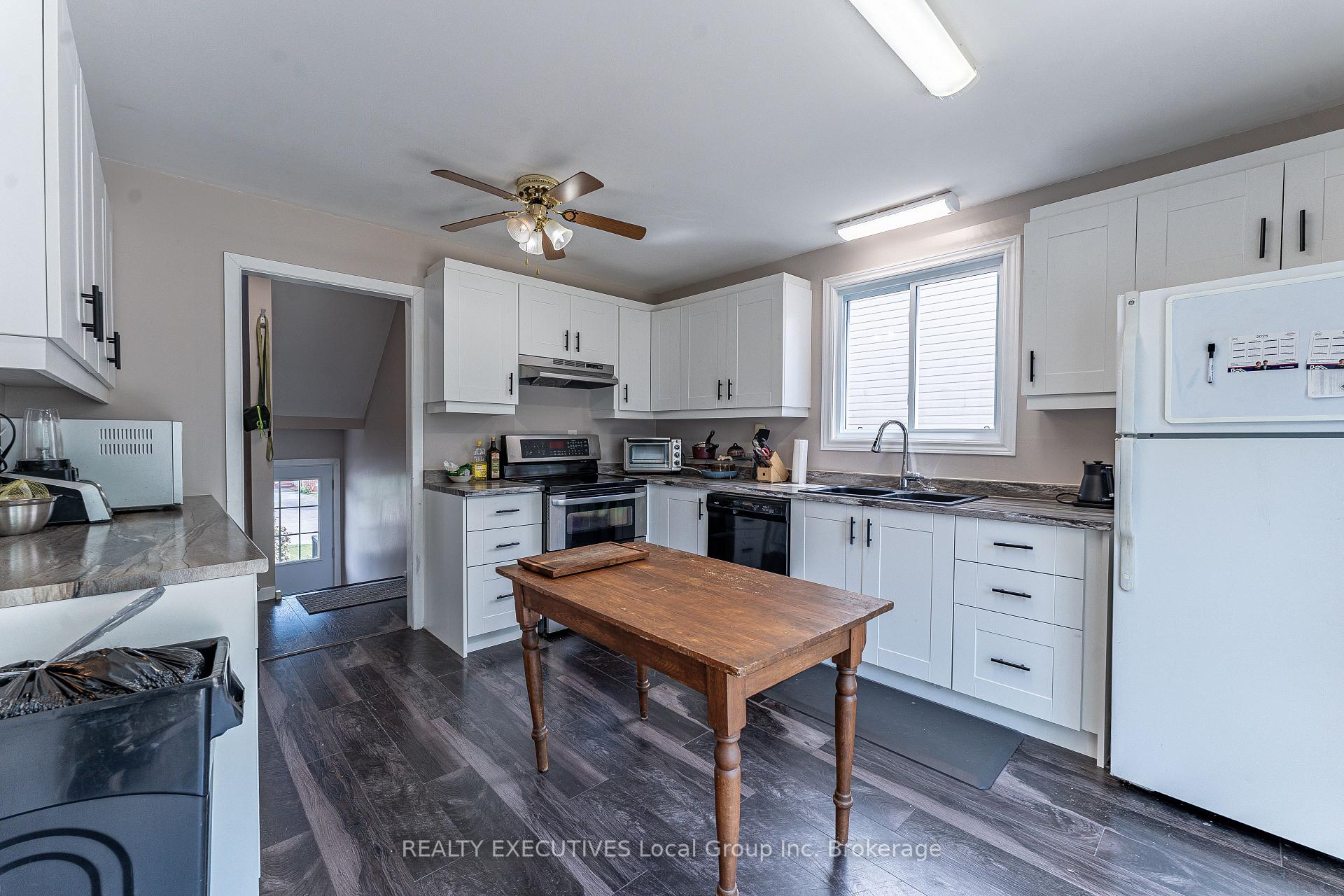 Photo 3 of 25 Sovereign Drive, North Bay, Birchaven — HOMEH