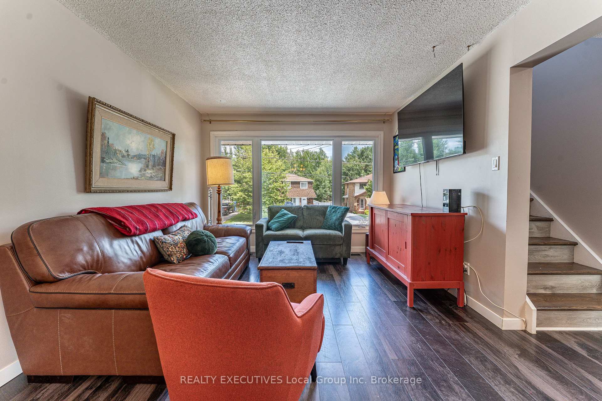 Photo 8 of 25 Sovereign Drive, North Bay, Birchaven — HOMEH