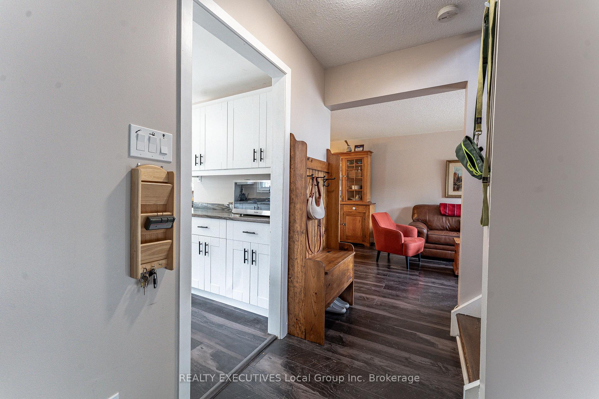 Photo 13 of 25 Sovereign Drive, North Bay, Birchaven — HOMEH
