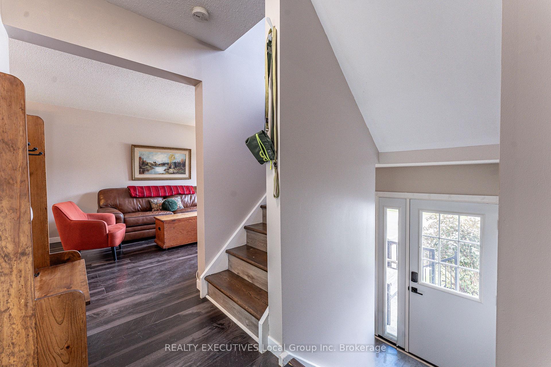 Photo 14 of 25 Sovereign Drive, North Bay, Birchaven — HOMEH