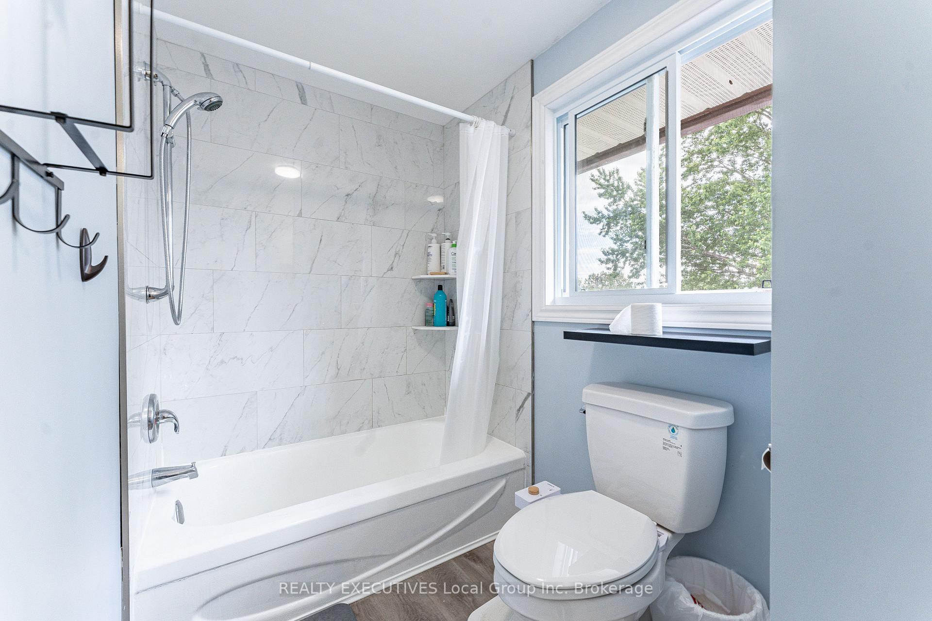 Photo 16 of 25 Sovereign Drive, North Bay, Birchaven — HOMEH